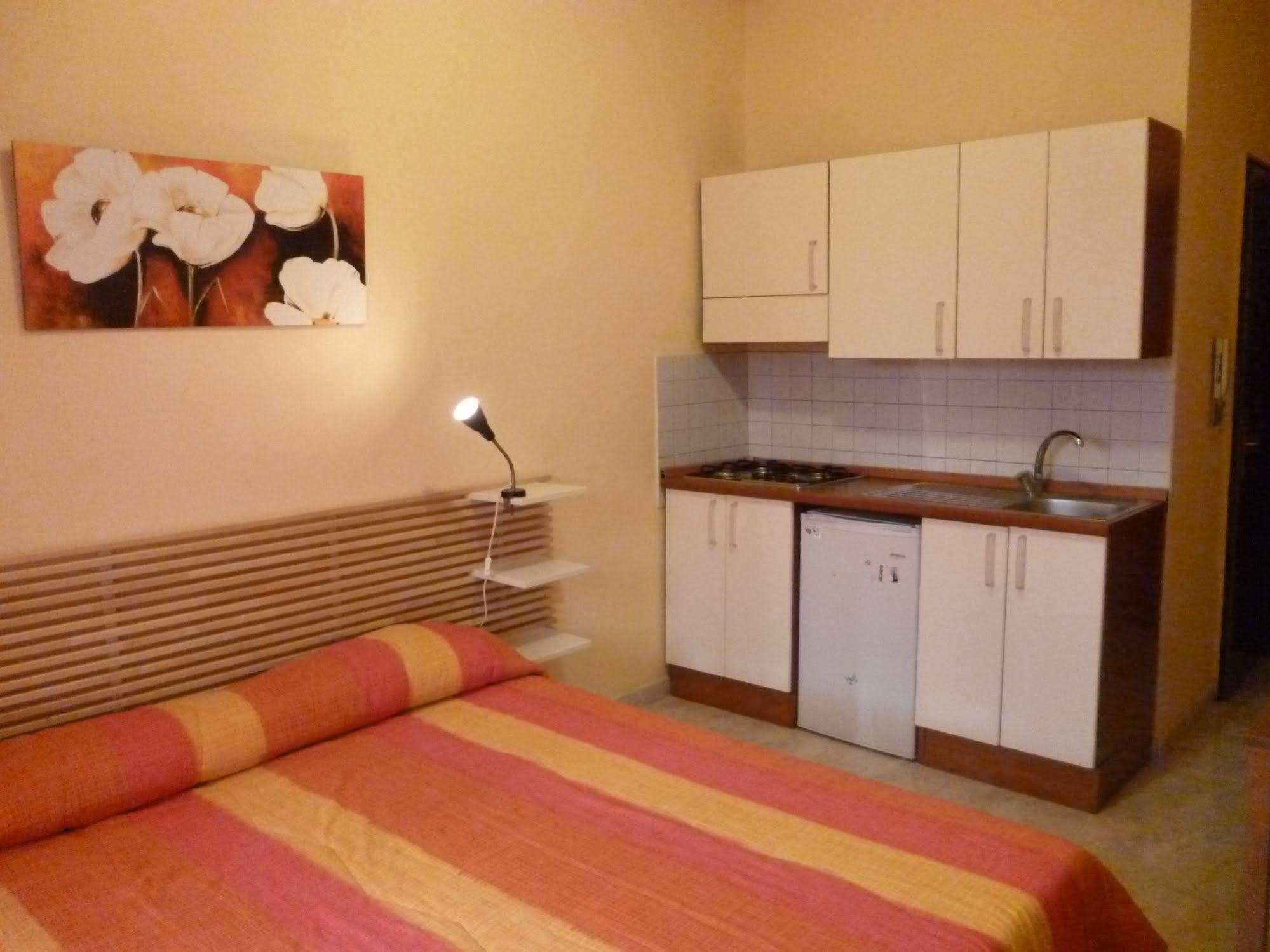 Vesta-Apartments Katania Zewnętrze zdjęcie